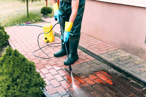 Best Gutter Cleaning  in Como, WI